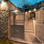 Siora Tanto Rustic Villa *