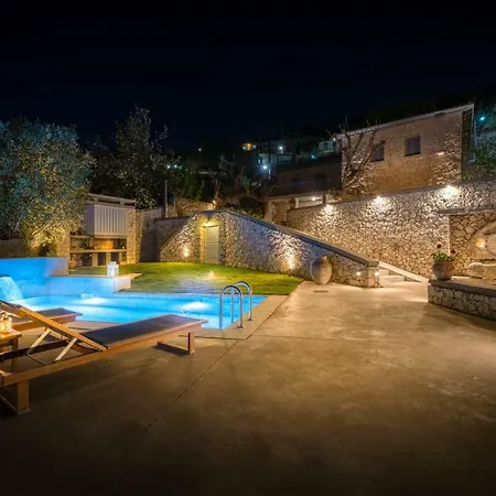 Siora Tanto Rustic * Exanthia