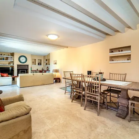 Siora Tanto Rustic Villa Exanthia