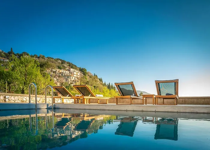 Siora Tanto Rustic * Exanthia